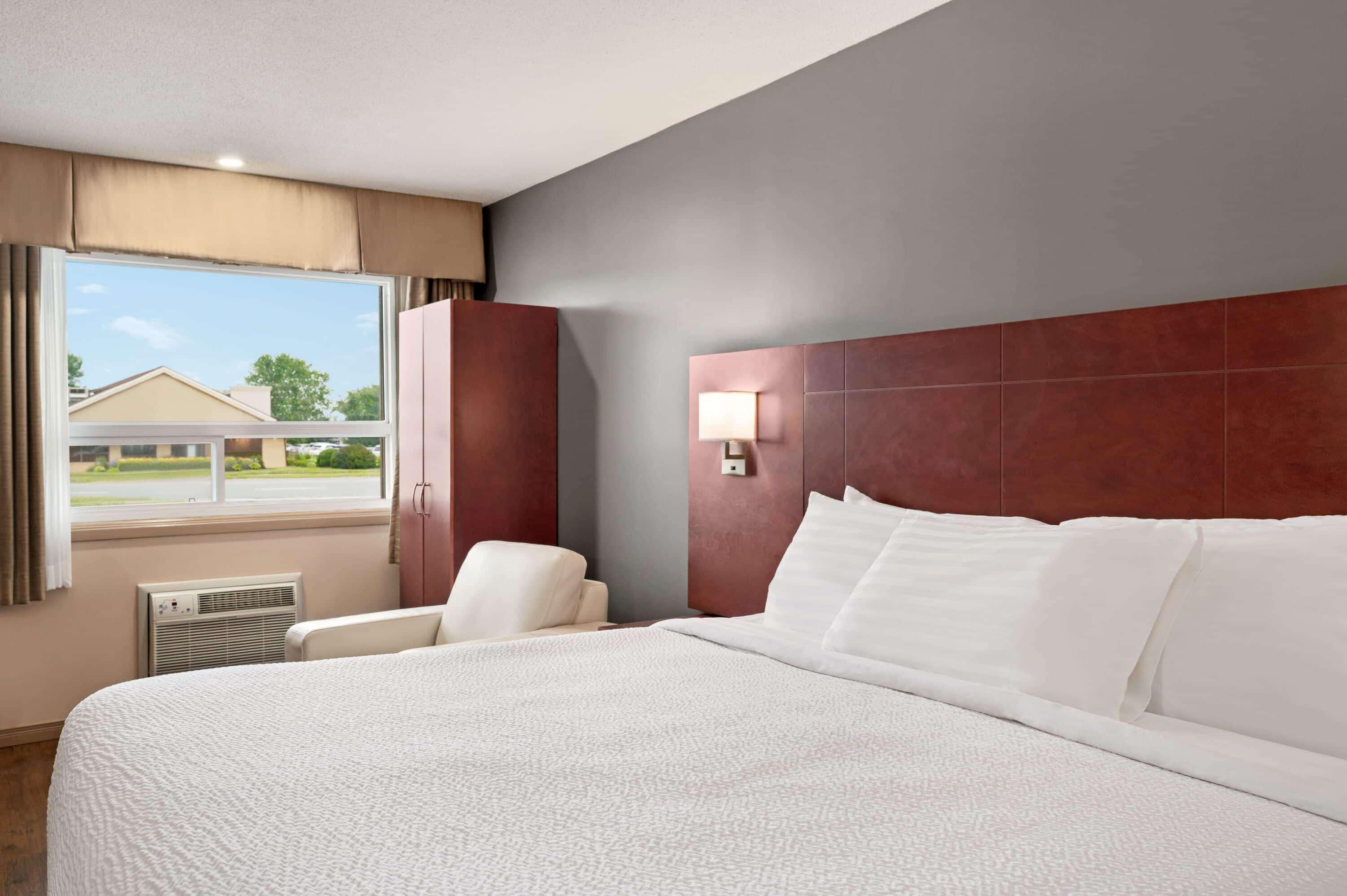 Days Inn By Wyndham Fredericton Kültér fotó