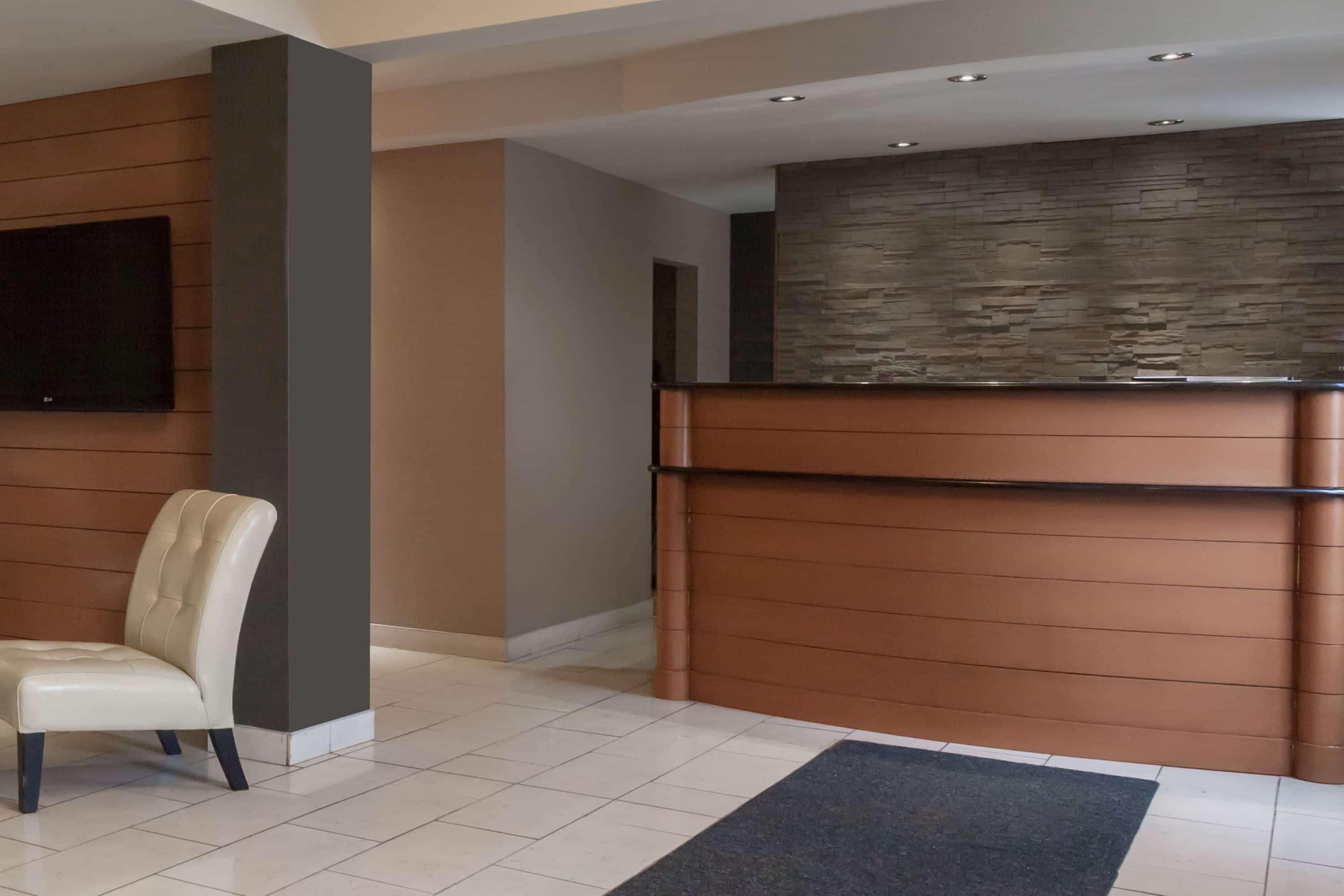 Days Inn By Wyndham Fredericton Kültér fotó